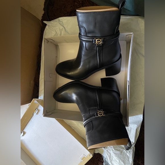 Michael Kors Mindy Leather Ankle Black Heeled Boots with Gold Hardware - Picture 6 of 8